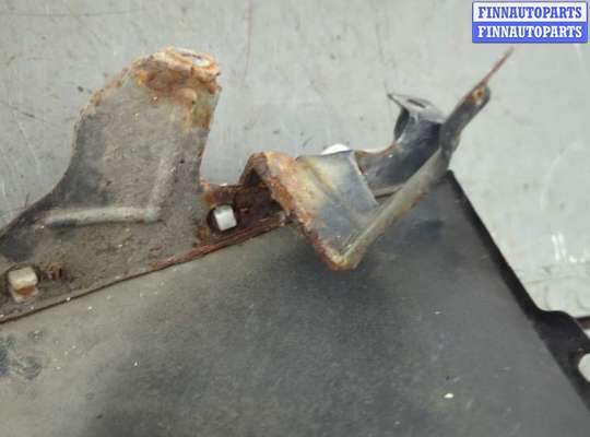 купить Крыло на Nissan Note E11 2005-2013