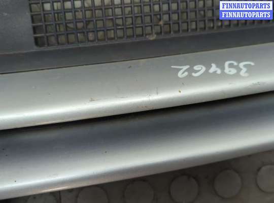 купить Решетка радиатора на Volkswagen Golf 4 1997-2006