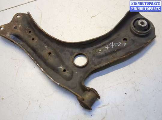 купить Рычаг подвески на Skoda Rapid 2012-2020