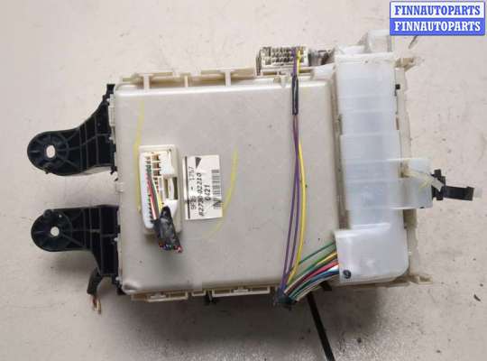 купить Блок предохранителей на Toyota Corolla E15 2006-2013