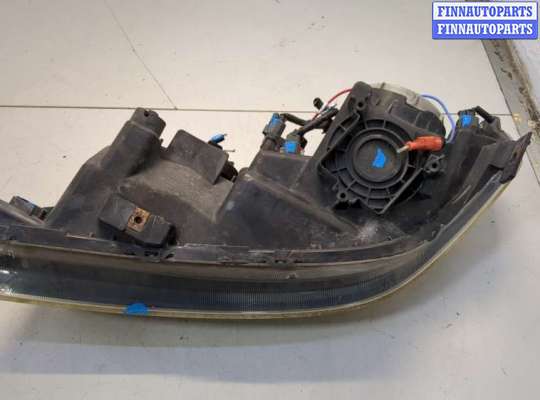 Фара передняя на Honda Accord VII (CL)