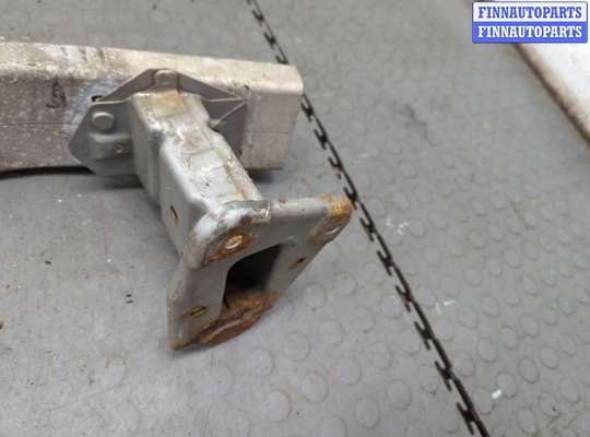 купить Кронштейн усилителя бампера на Nissan Note E11 2005-2013