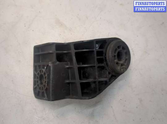 купить Кронштейн радиатора на Chevrolet Equinox 2017-2024