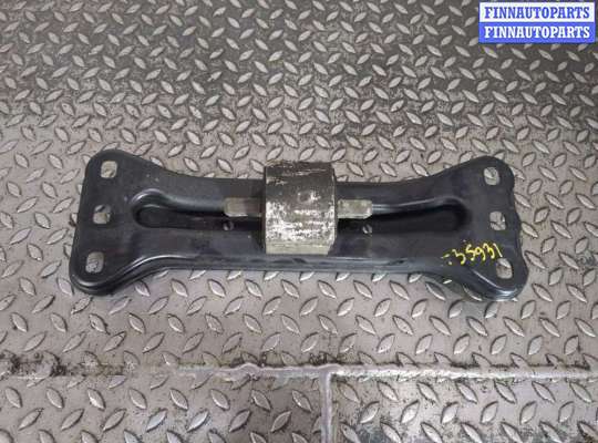 Подушка крепления КПП MB1394850 на Mercedes C W204 2007-2013