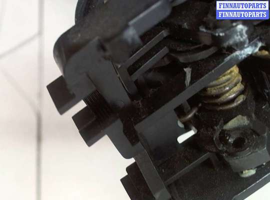 купить Ручка двери салона на Mitsubishi Lancer 9 2003-2006