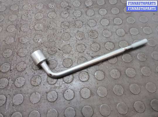 Ключ балонный MZ643701 на Mazda CX-9 2016-2022