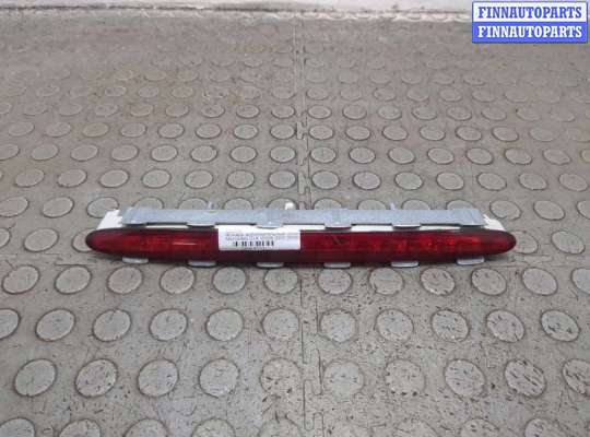 Купить Фонарь дополнительный (стоп-сигнал) на Mercedes CLK W209 2002-2010 Фонарь дополнительный (стоп-сигнал) MB1650483 на Mercedes CLK W209 2002-2010