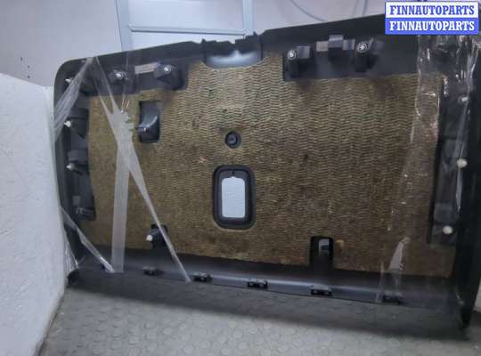 купить Обшивка крышки (двери) багажника на Mercedes Vaneo 2001-2005