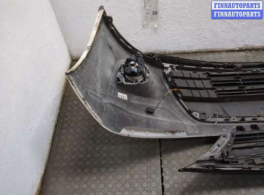 купить Заглушка (решётка) бампера на Toyota Verso 2009-2018