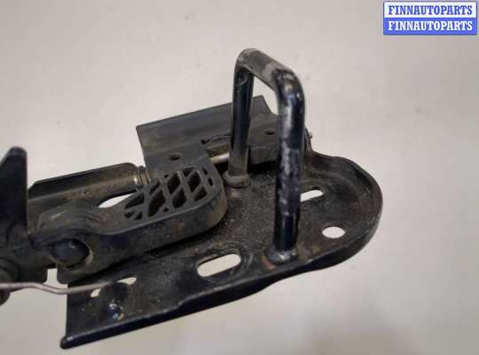 купить Петля замка капота на Porsche Panamera 2009-2016