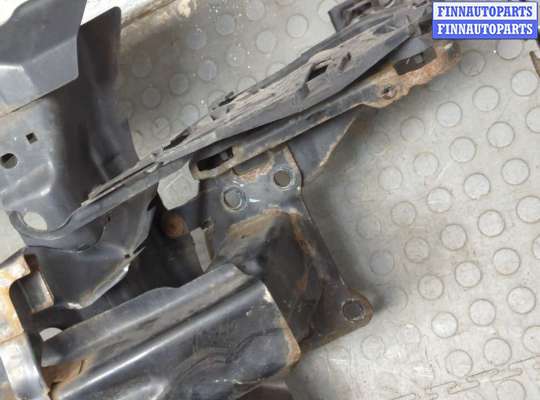 купить Рамка передняя (телевизор) на Skoda Octavia (A5) 2004-2013