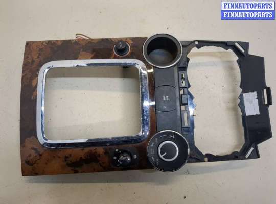 купить Рамка под кулису на Volkswagen Touareg 2007-2010