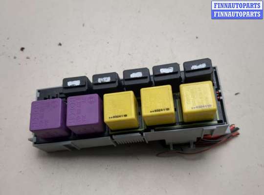 Блок реле OP2396583 на Opel Meriva 2003-2010