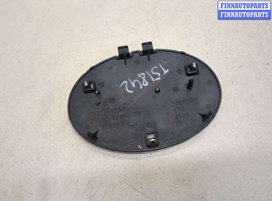 купить Эмблема на Toyota Auris E18 2012-