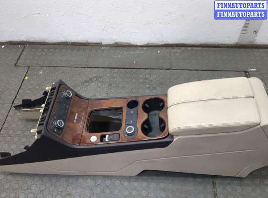Консоль салона (кулисная часть) VG2537983 на Volkswagen Touareg 2010-2014
