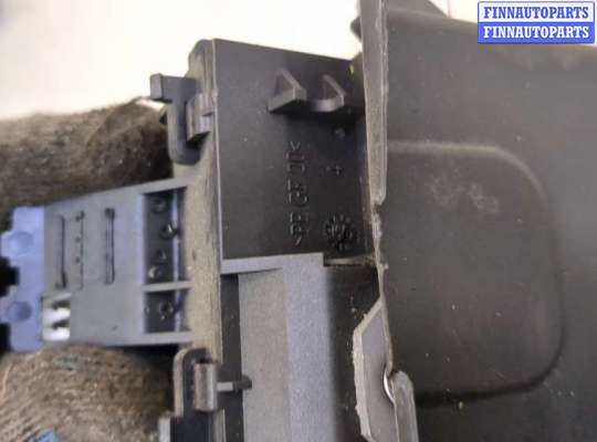 купить Замок багажника на Ford Focus 2 2008-2011