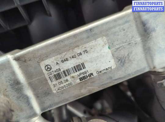 Форсунка топливная на Mercedes-Benz C (W203)