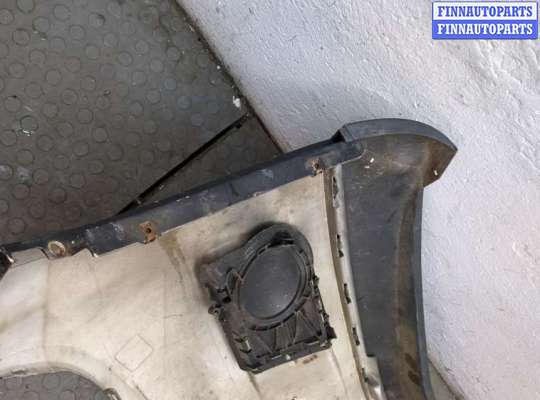 купить Заглушка (решётка) бампера на Volkswagen Tiguan 2007-2011