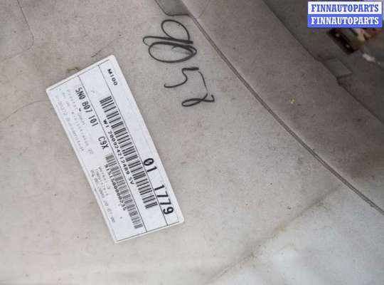 купить Заглушка (решётка) бампера на Volkswagen Tiguan 2007-2011
