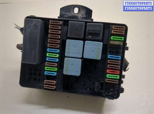 купить Блок предохранителей на BMW 3 E30 1982-1991