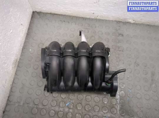 Коллектор впускной на Peugeot 206