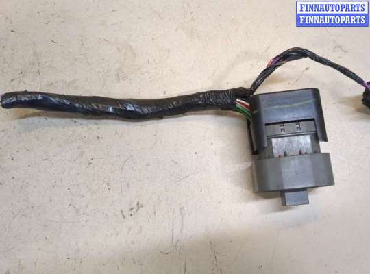 купить Фишка (разъем) на Ford Escape 2001-2006