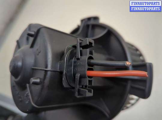 купить Двигатель отопителя (моторчик печки) на Citroen C4 2004-2010