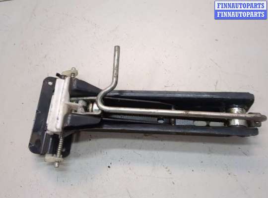 Домкрат RN1584633 на Renault Laguna 2 2001-2007