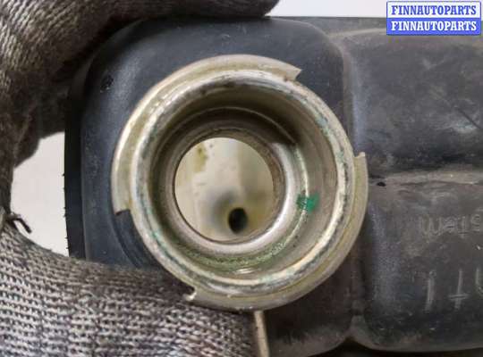 Бачок расширительный на Mercedes-Benz C (W202) 
