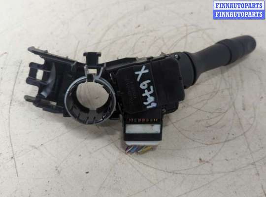 купить Переключатель поворотов на Toyota Yaris 2005-2011