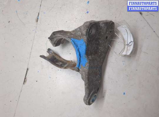 купить Кронштейн полуоси на Renault Scenic 2009-2012