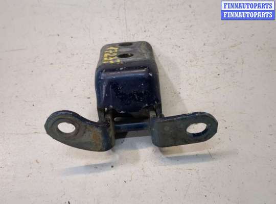 купить Петля двери на Toyota Matrix 2002-2008