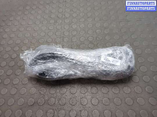 Уплотнитель двери на Toyota Camry XV70