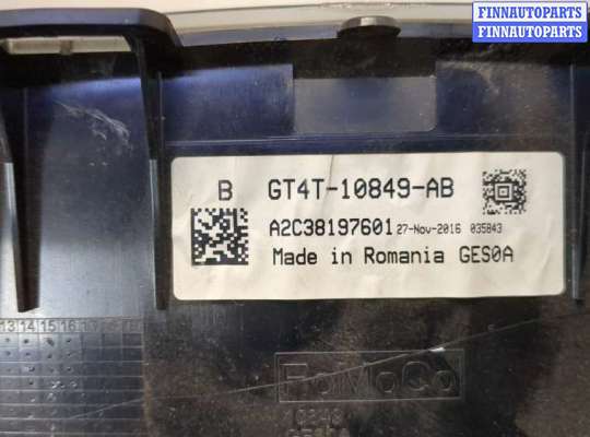 Щиток приборов на Ford Edge (CD4)