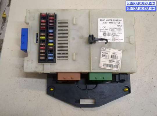 Блок предохранителей FO1829270 на Ford Mondeo 4 2007-2015