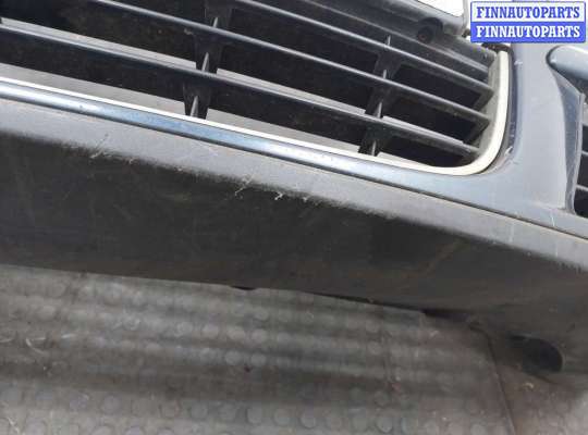 Бампер передний на Volkswagen Jetta V (1K)