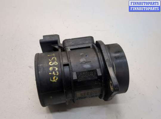 Измеритель потока воздуха (расходомер) RN1572135 на Renault Trafic 2001-2014