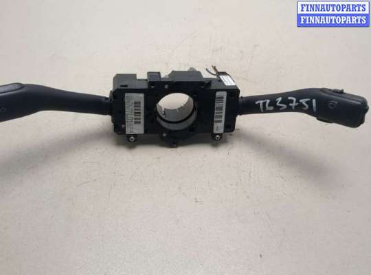 Переключатель поворотов и дворников (стрекоза) VG2777868 на Volkswagen Passat 5 2000-2005