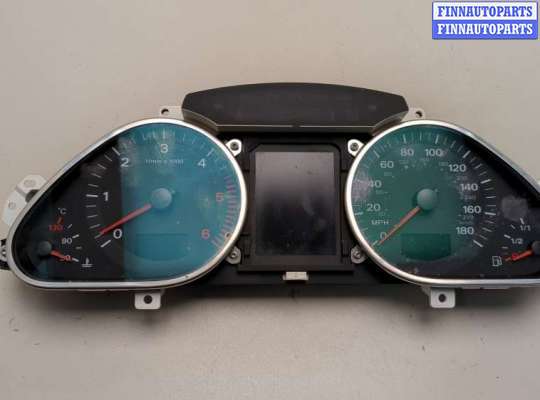 Щиток приборов (приборная панель) AU1696881 на Audi Q7 2005-2015