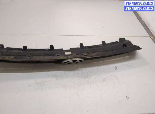 купить Решетка радиатора на Volkswagen Polo 2009-2014