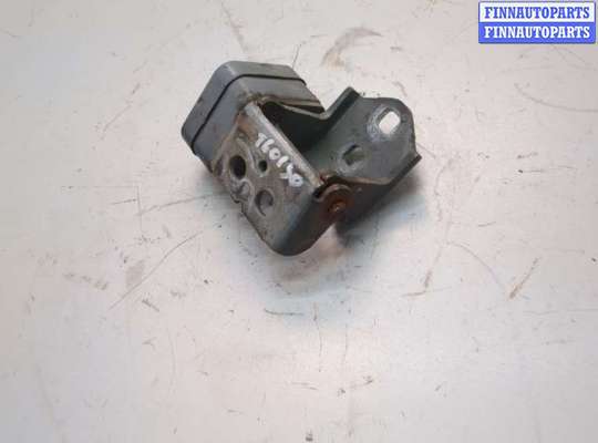купить Петля двери на Renault Megane 2 2002-2009