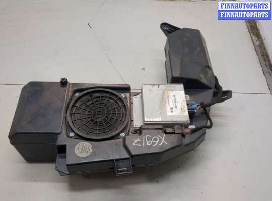 Сабвуфер AU1694671 на Audi A4 (B6) 2000-2006