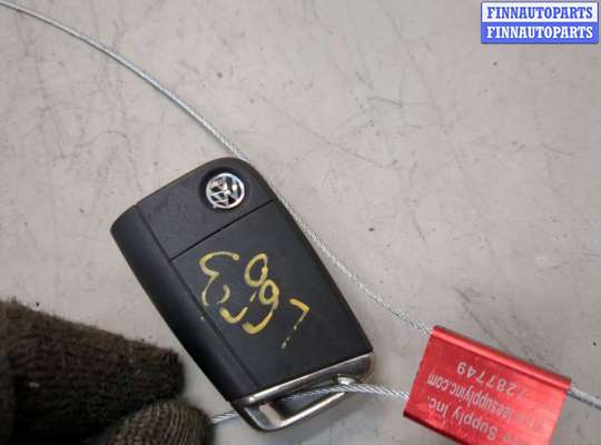 купить Ключ зажигания на Volkswagen Tiguan 2016-2020