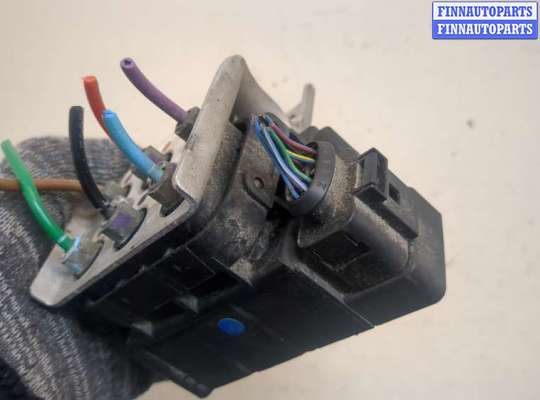 Клапан воздушный на Audi A8 (D3, 4E)