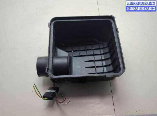 Корпус воздушного фильтра на Mitsubishi L200 (KA, KB)