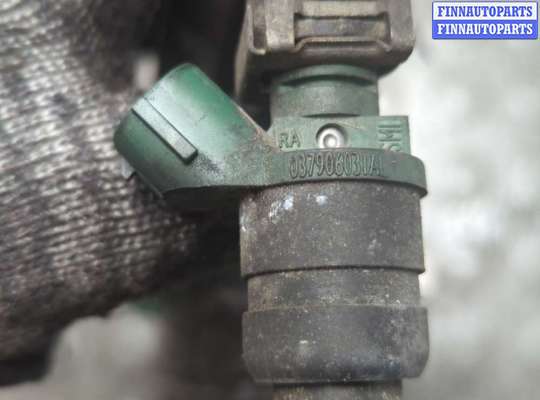 Форсунка топливная на Volkswagen Golf IV (1J)
