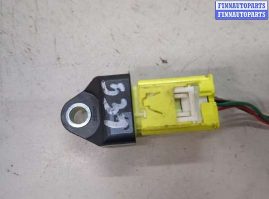 купить Датчик удара на Toyota C-HR 2016-2023