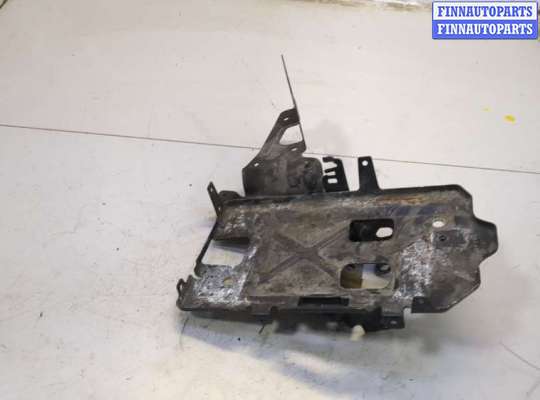 Полка под АКБ CH427035 на Chevrolet Malibu 2015-2018