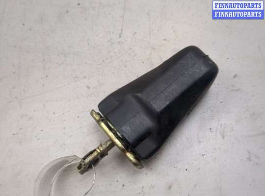 купить Ограничитель двери на Volkswagen Passat 3 1988-1993