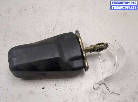 купить Ограничитель двери на Volkswagen Passat 3 1988-1993